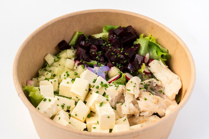 Bovec kitch\'n • Local summer salad • Soča Valley Finest
